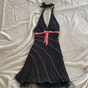 Really cute dress by Love Tease in medium. Excellent condition.